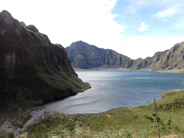 mount pinatubo alternate view